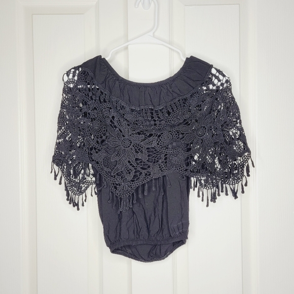 Axul Womens Off the Shoulder Black Crochet Top size Small Boho Western - Picture 1 of 3